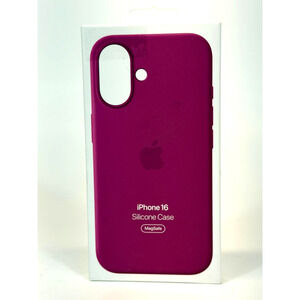 Apple Apple iPhone 16 Silicone Case Magsafe Fuchsia - (MYY53ZM/A)